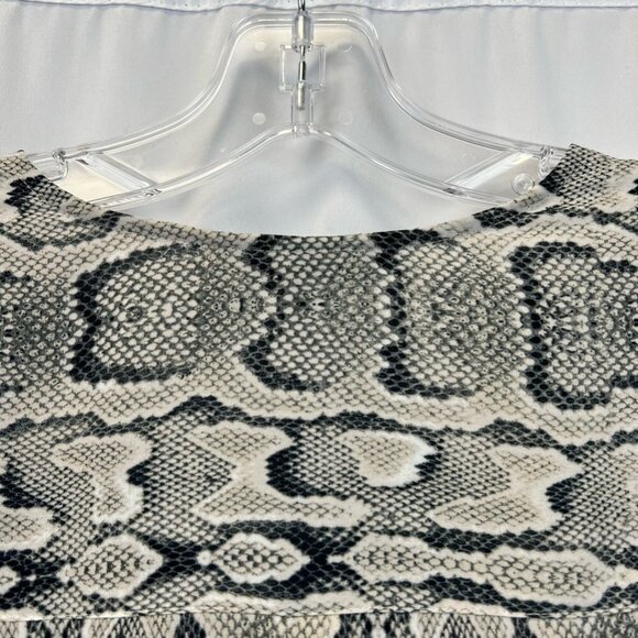 Express Womens Button Front Shirt Gray Snake Print Long Sleeve Cuff Blouse XS - Picture 7 of 11